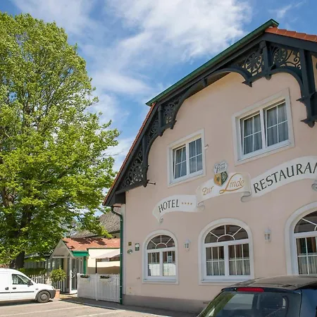 Zur Linde Hotel 4*